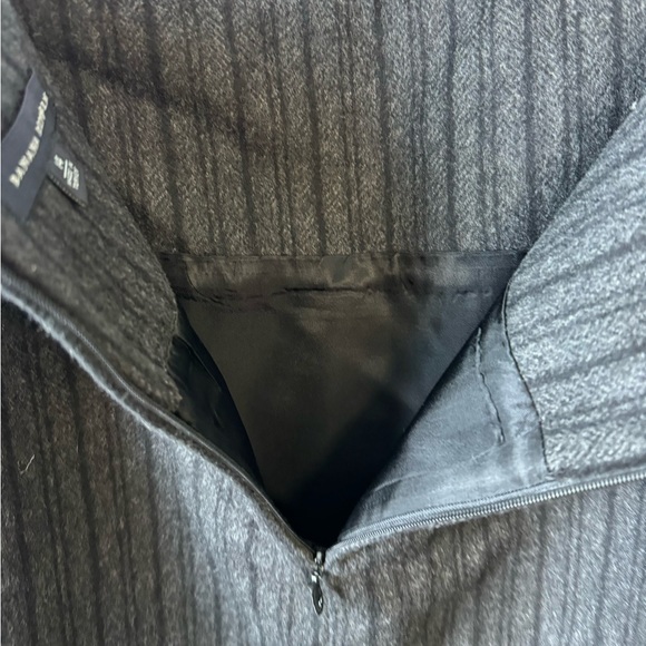 Banana Republic Charcoal Gray/Black Striped Wool blend Skirt, Women's size 14 - Picture 6 of 11